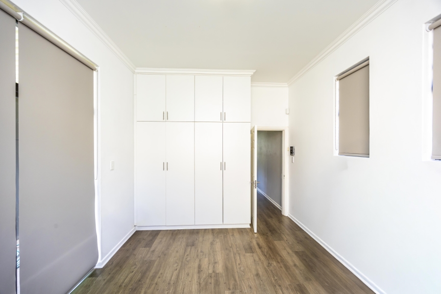 5 Bedroom Property for Sale in Beacon Bay Eastern Cape